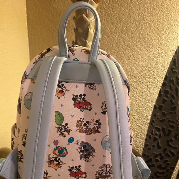 Disney Mickey Mouse back pack - Picture 11 of 11